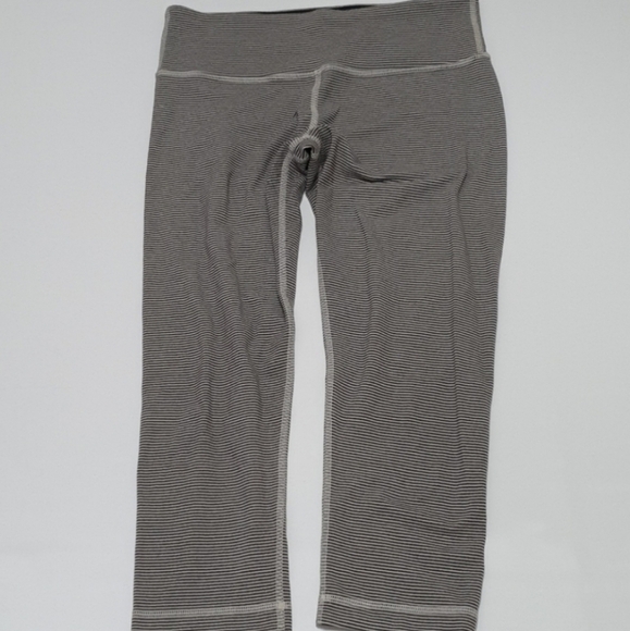 Lululemon Bar Code Stripe Women's Cropped Leggings - Picture 5 of 6